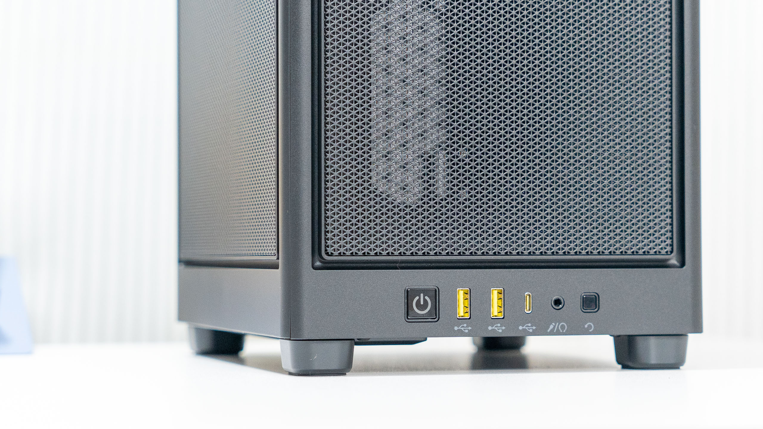 海盗船540机箱itx主板,海盗船itx小机箱拆解