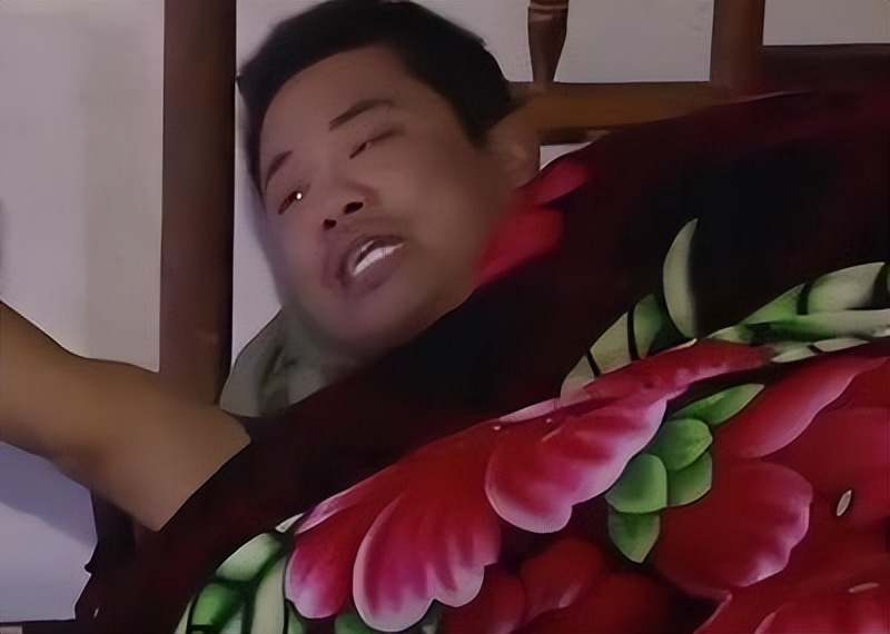 谭伟明啃老事件,谭伟明名校才子啃老