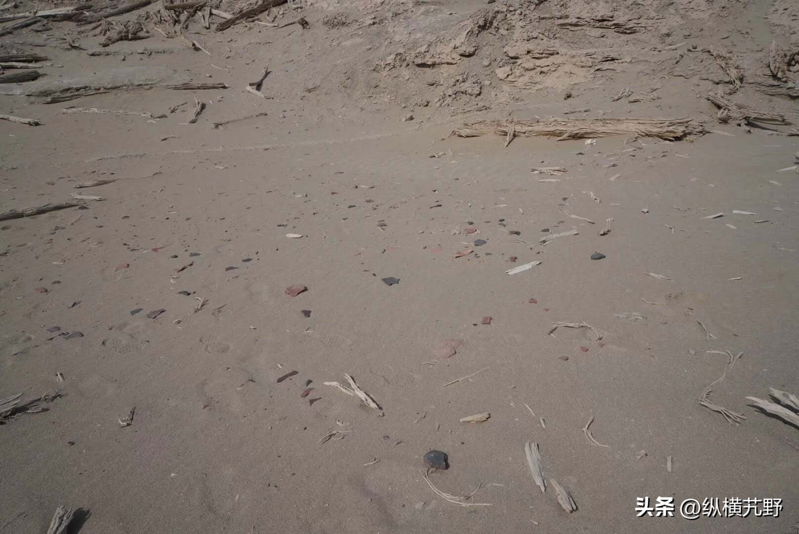 只要穿过罗布泊就能到达楼兰吗,开车去罗布泊楼兰古城