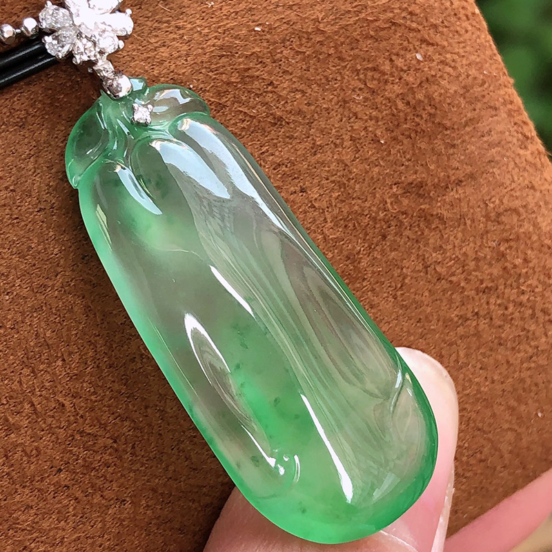 翡翠的纹裂和裂纹的区别,翡翠的纹和裂怎么区别