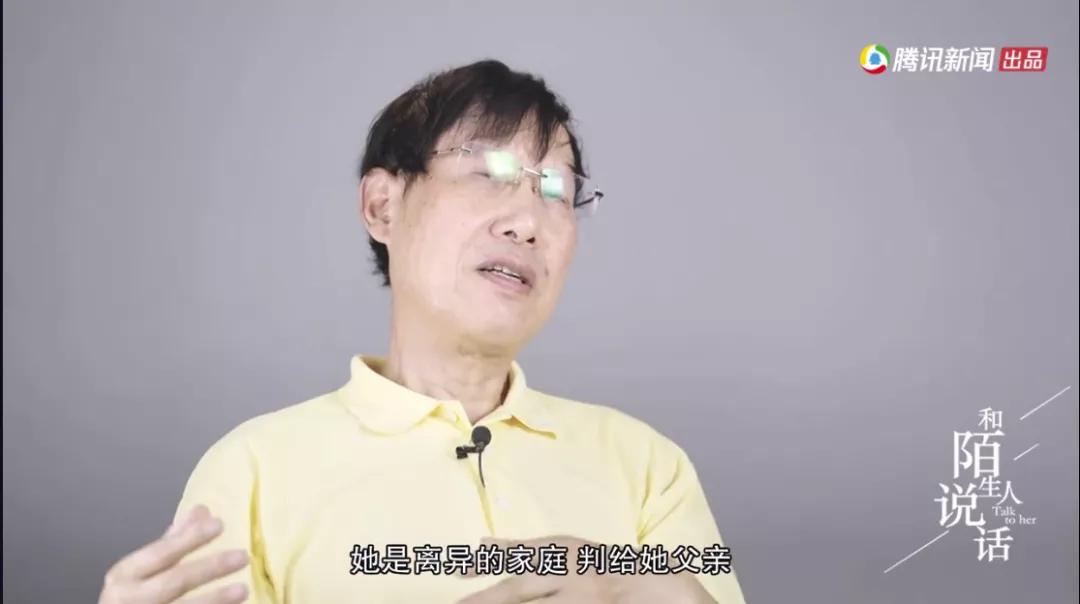 74岁上海“娃娃大夫”走红,花10年治好上千只娃娃:太治愈了