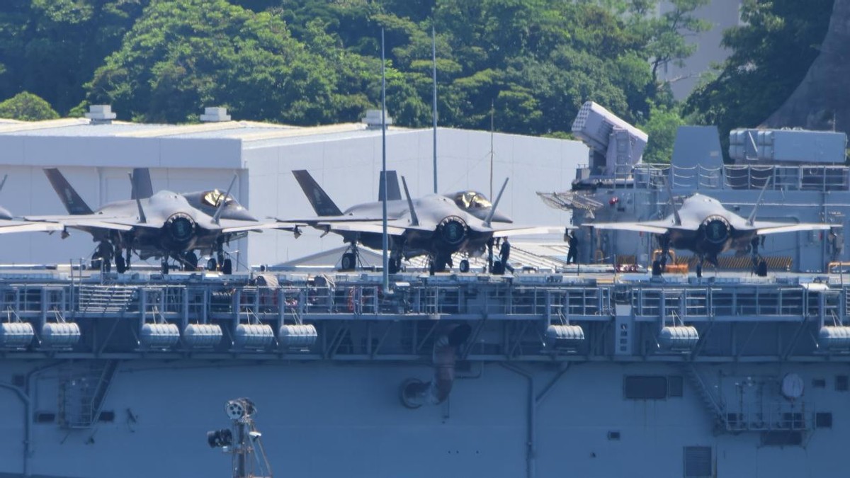 美国闪电航母在哪演习,美国闪电航母还在黄海演习吗