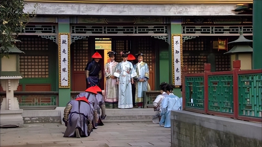 甄嬛传第一次见甄嬛为啥震惊,甄嬛传甄嬛道出倚梅园真相