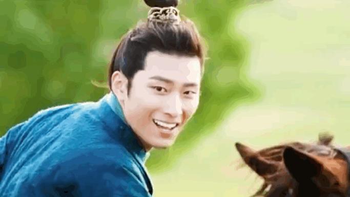 年老体弱就别演古偶了，所谓鲜衣怒马少年郎，还得看这8位男星