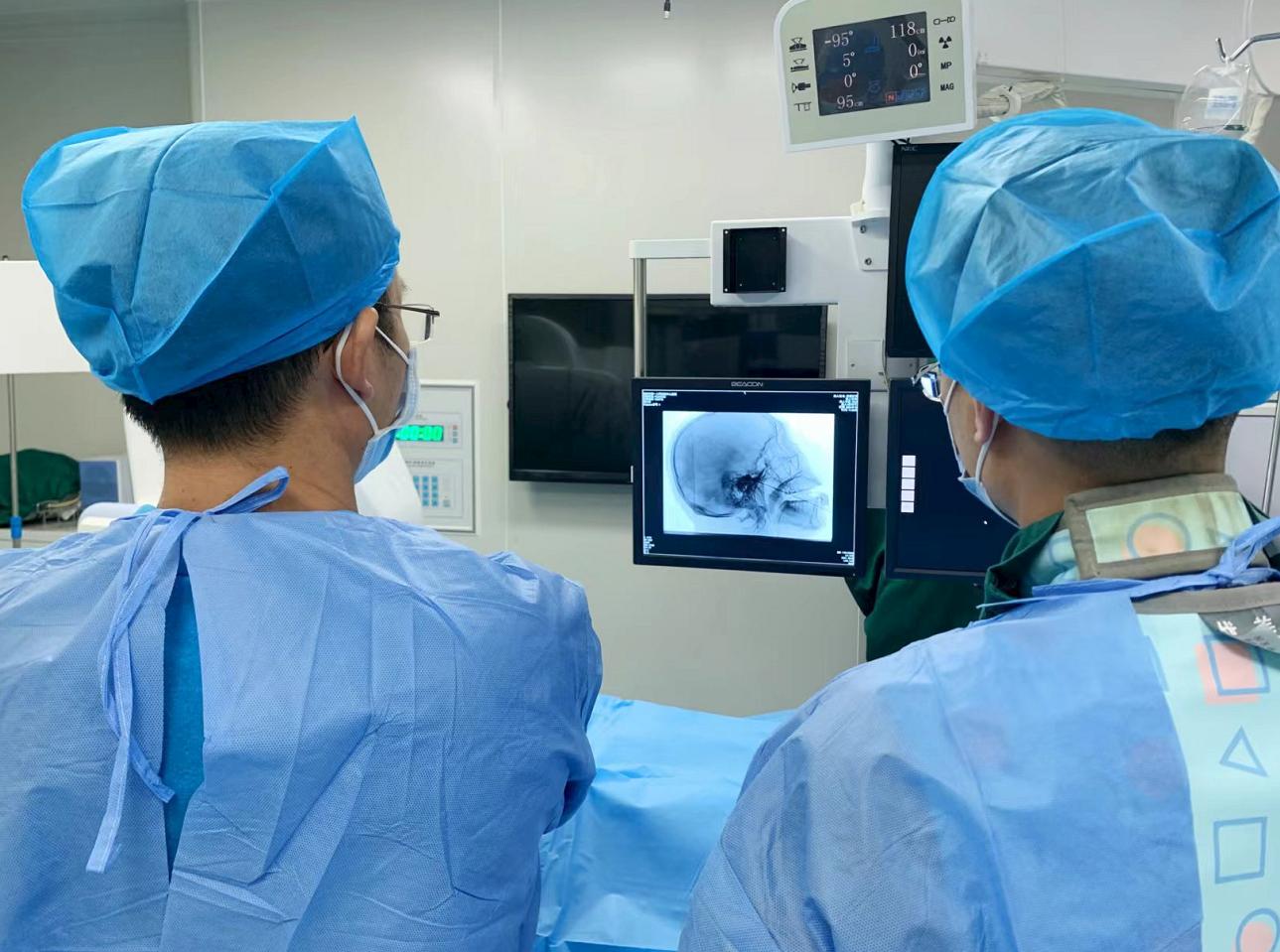 郴州市支气管球囊扩张,小球囊解决大问题