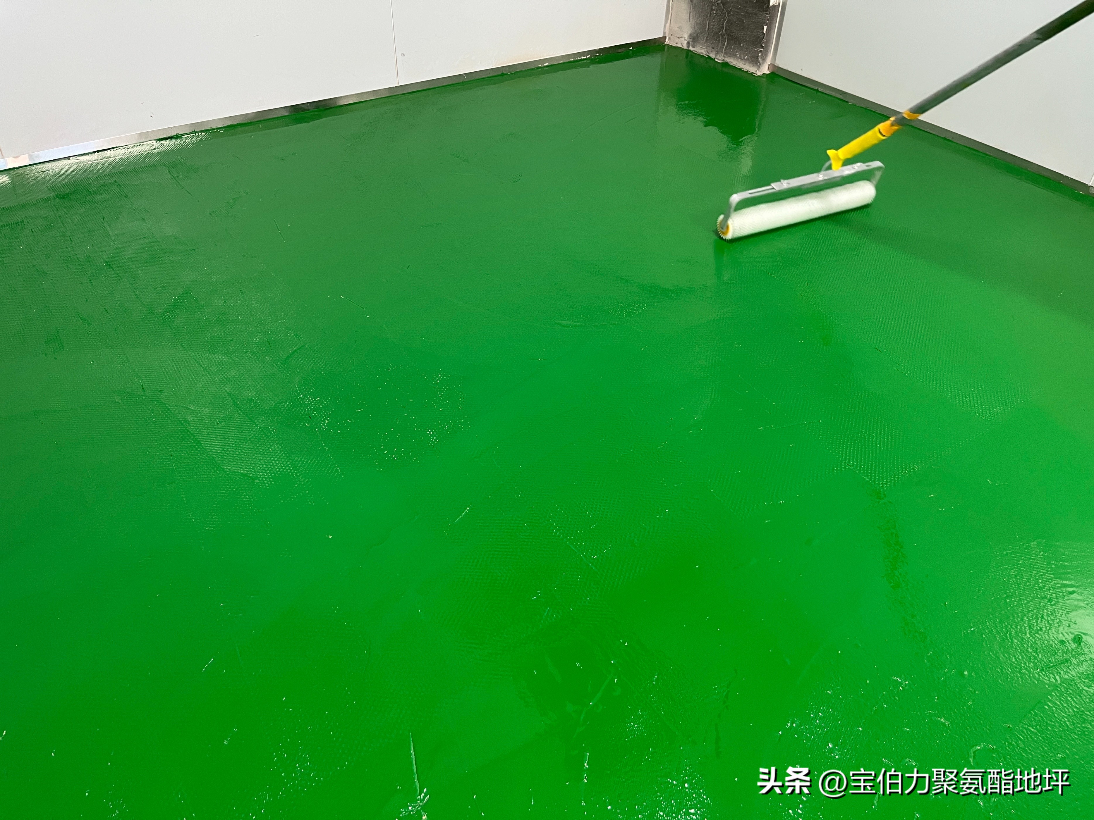 水性聚氨酯地坪砂浆漆优缺点,嘉兴水性聚氨酯砂浆地坪价格