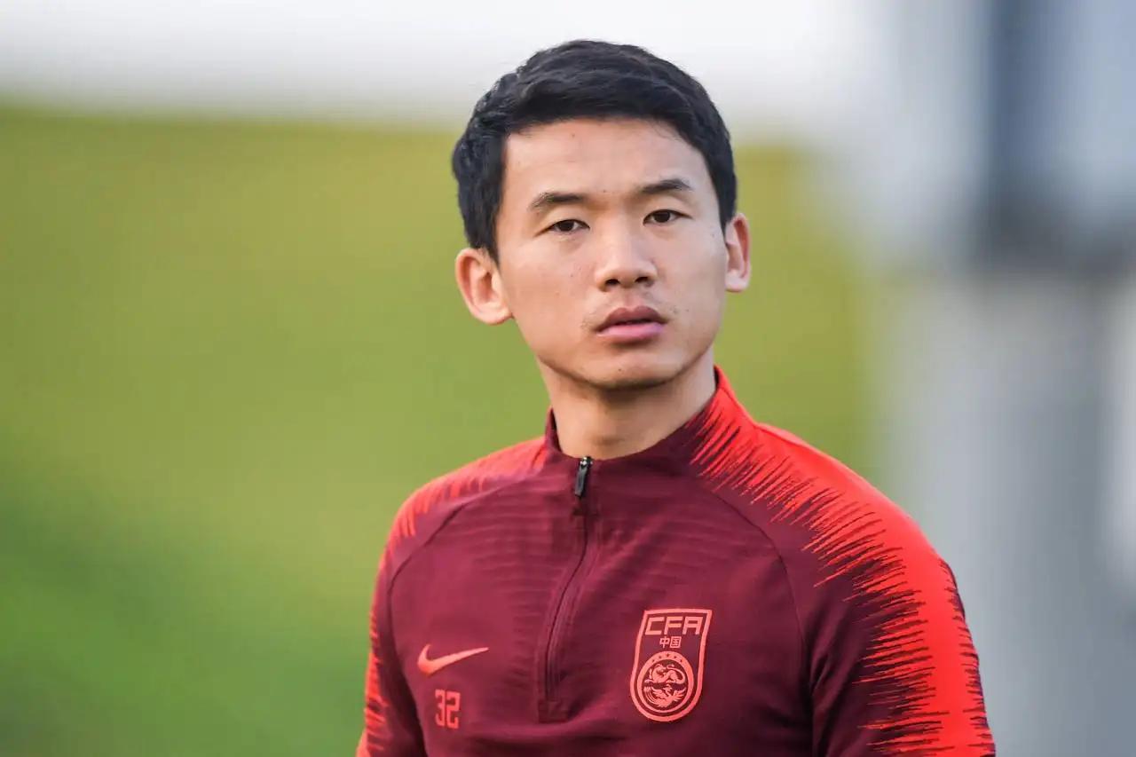 十大足球运动员集锦,钱最多的十大足球运动员