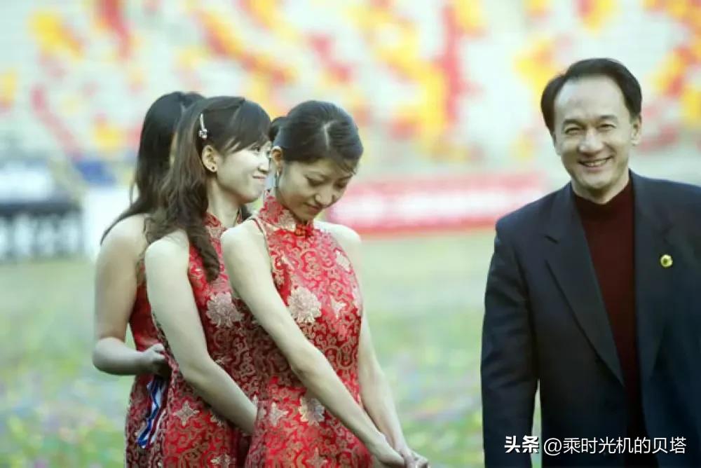 从造神到自毁，足协这活不是人当的，用阎世铎爱情小诗送别陈戌源