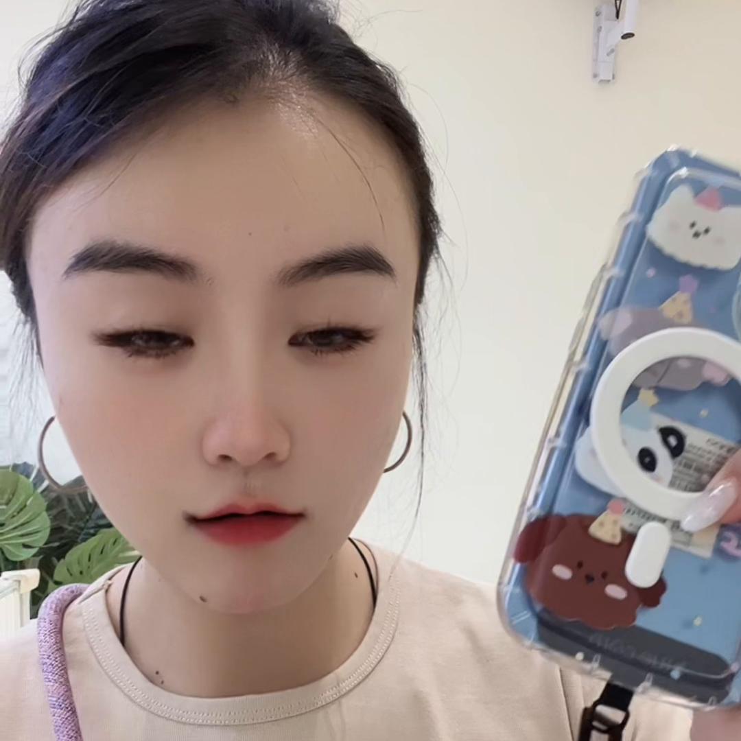 年中充值赠礼大家有喜欢的可以冲😊