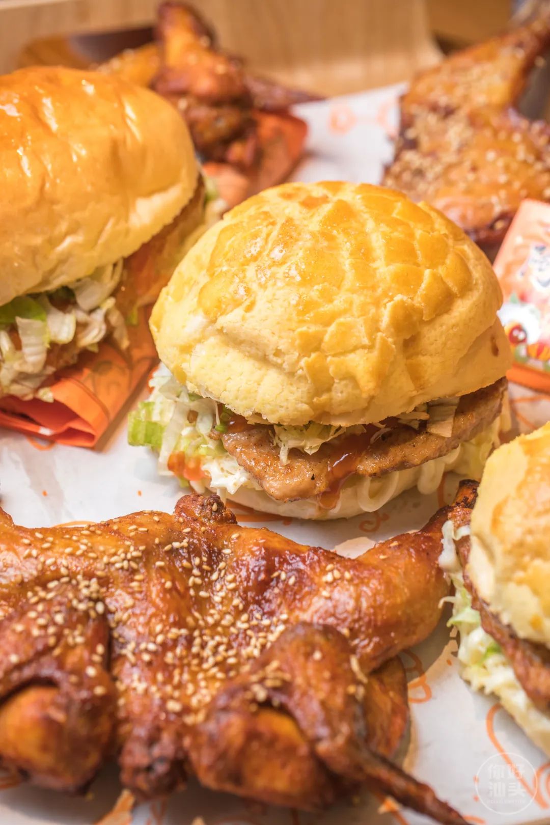 丹霞庄出现一个奇怪阿叔,一万块的店租竟卖起一元一只大鸡腿