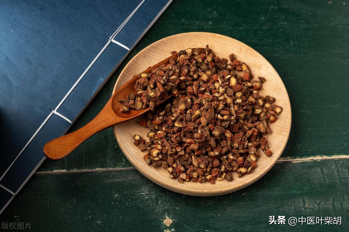 一辆库里南成本是多少,一辆库里南一年的费用