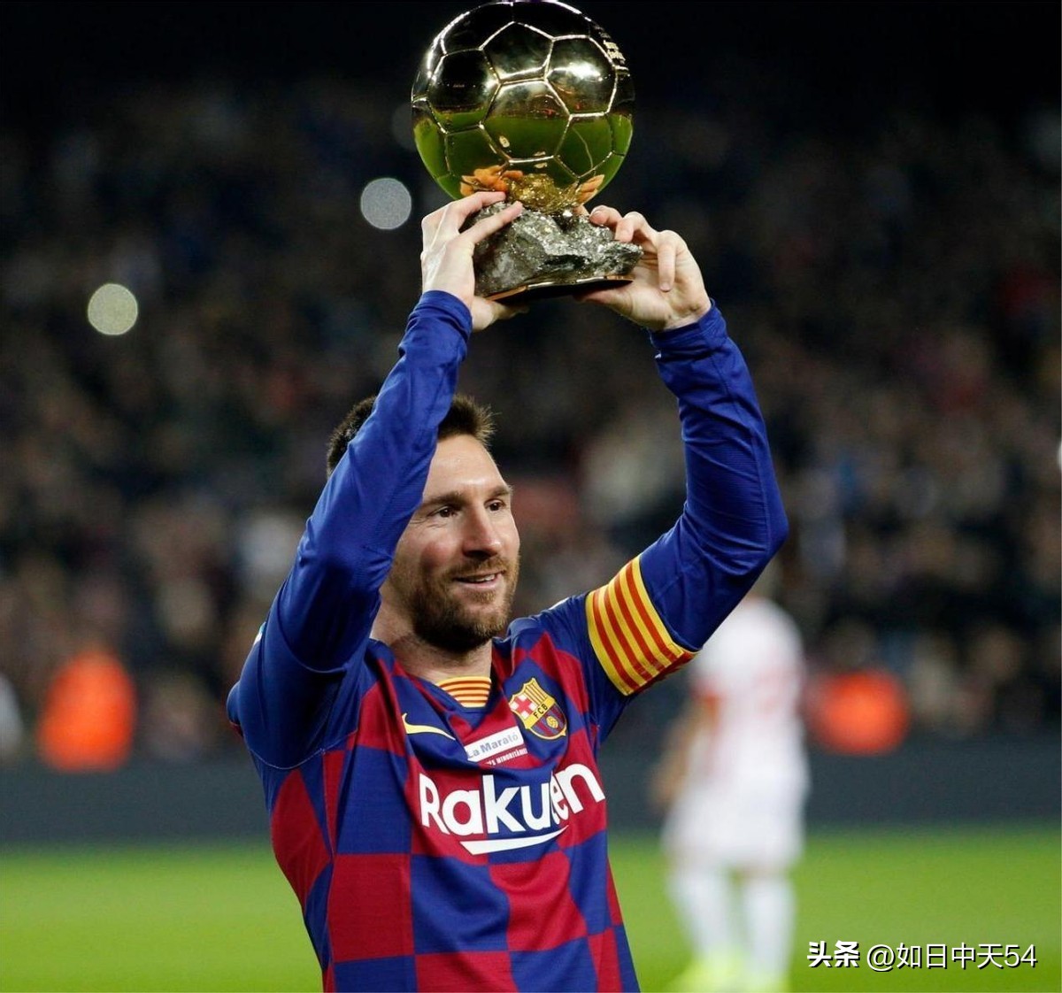 阿根廷队夺得冠军进球瞬间,阿根廷国家队以梅西为核心的场面