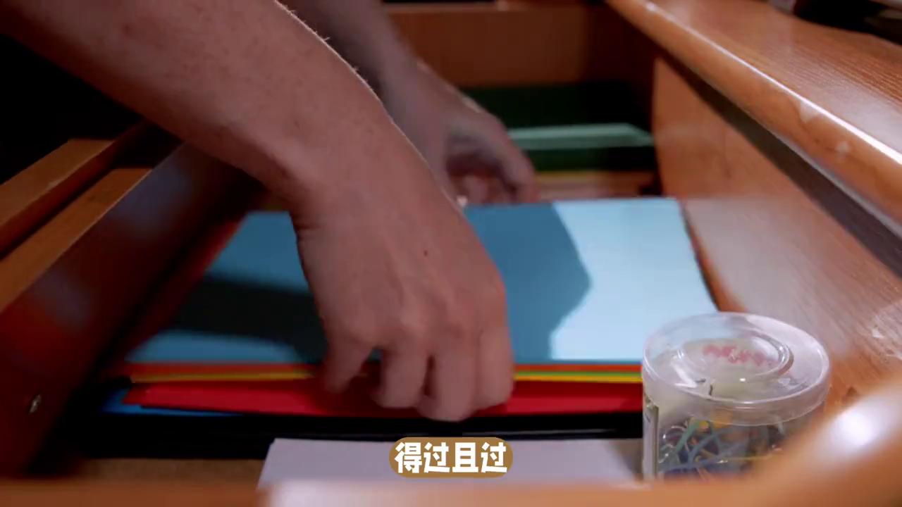 你的办公桌是怎么样的呢？恰恰暴露了你的性格和个性特点