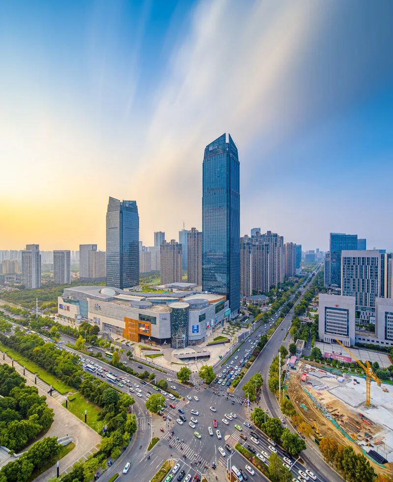 天鹅湖畔小区到百利中心怎么走,百利中心滨湖