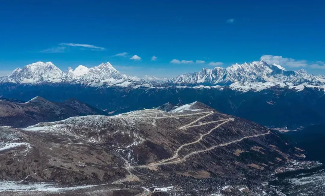 独库公路和川藏线风景,独库公路全程旅行攻略