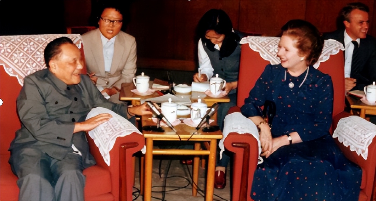 英国未从香港拿钱?外交部原副部长:香港回归前英国每年拿走千亿