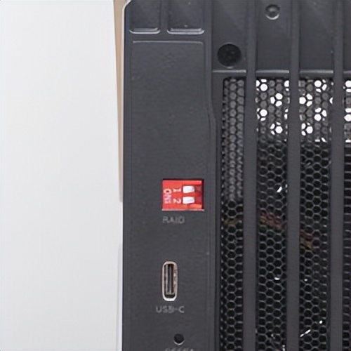 常用数据备份方式磁盘阵列,raid磁盘阵列到底哪个安全