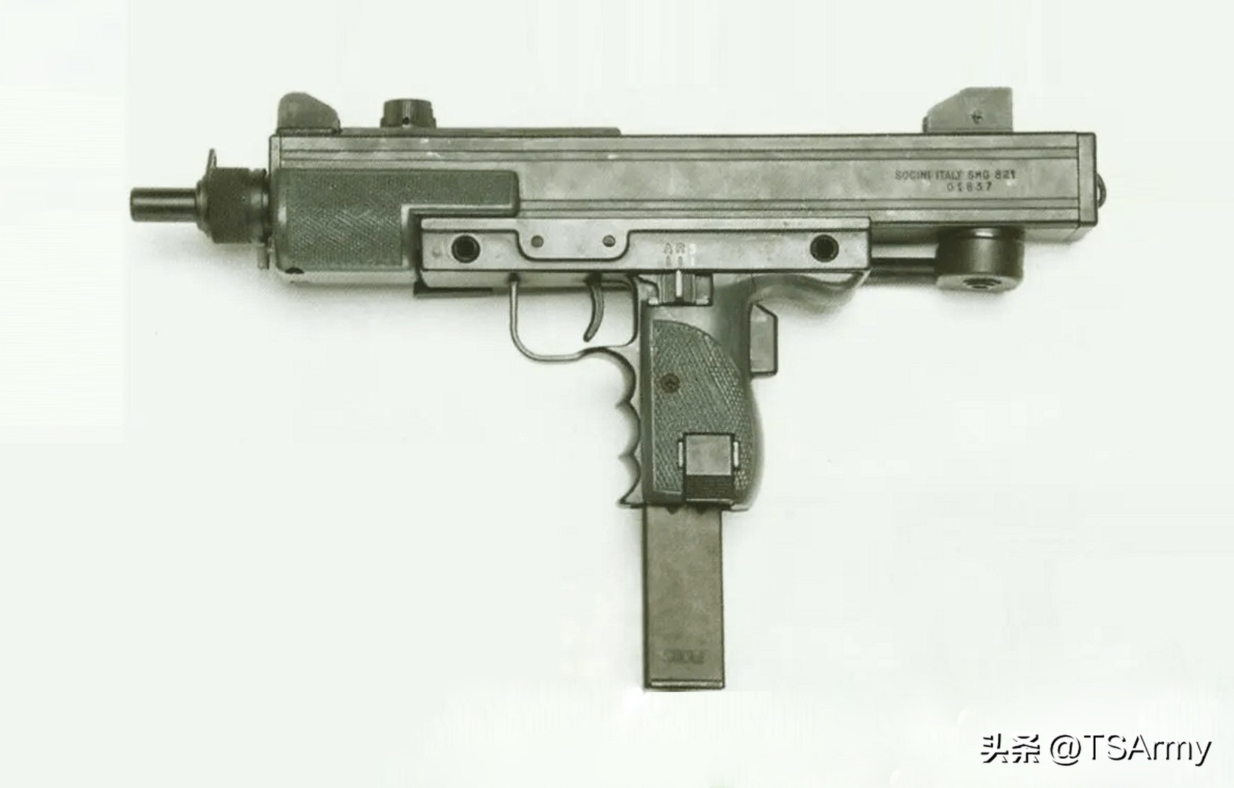 意大利黑手党手枪,意大利主战枪械