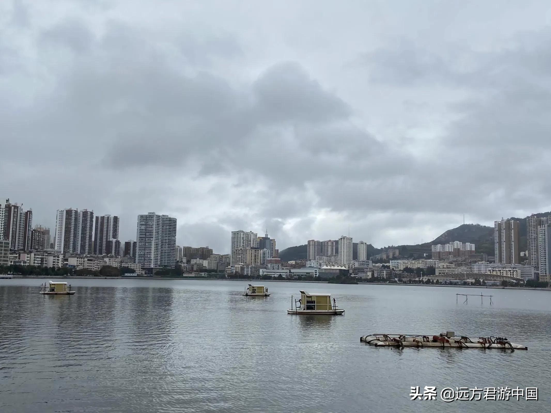 个旧和鹤岗哪个适合居住,鹤岗跟个旧哪个适合定居