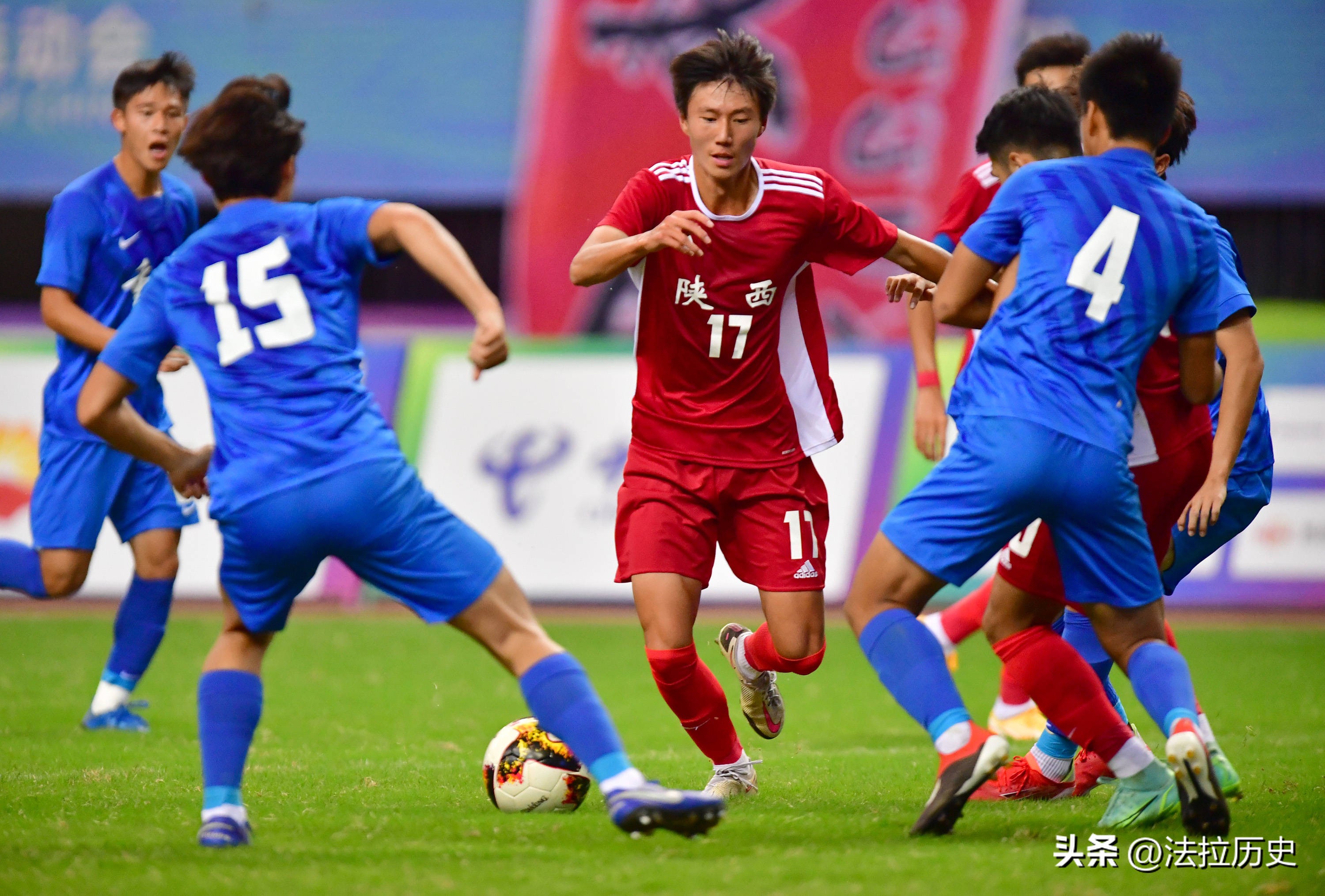 国足娇妻颜值大赛,国足太太团堪称世界级球员