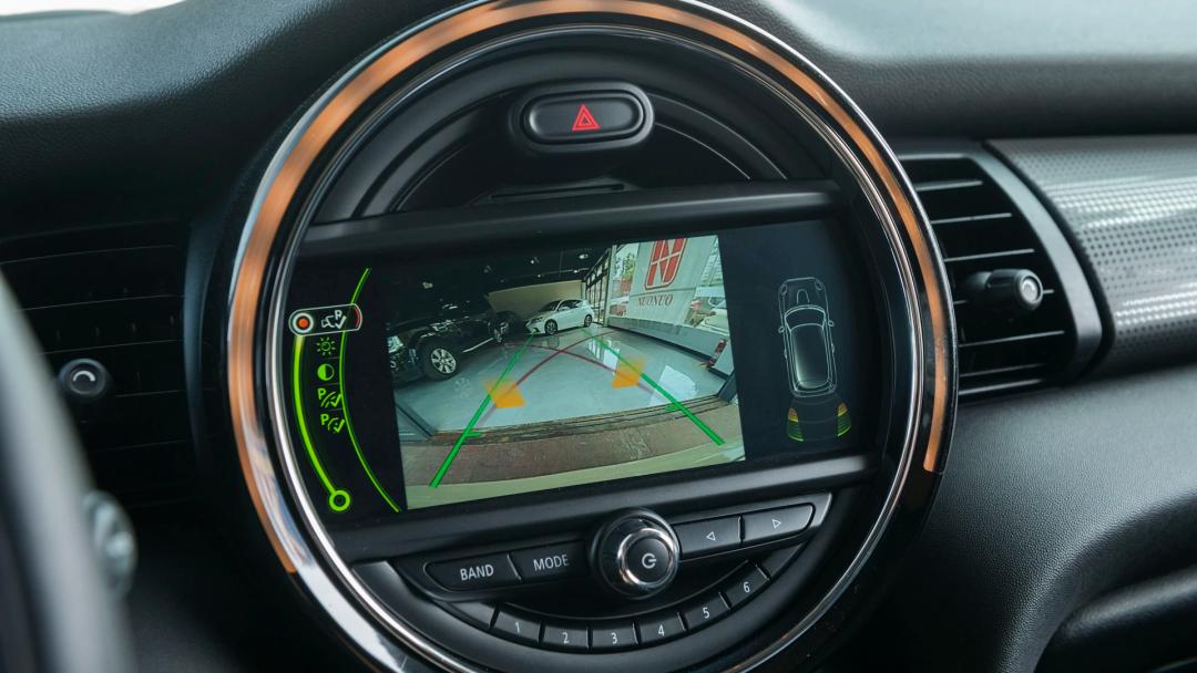 买高颜值轿车选这5款错不了,想要务实低调的代步车选它不会错