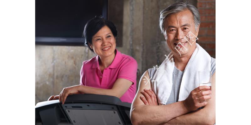 90后女孩哭诉：在大学和黑人处了3年对象，再无人愿意和我交往了