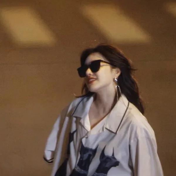 阚清子倪虹洁突如其来的假期,阚清子倪虹洁发布会