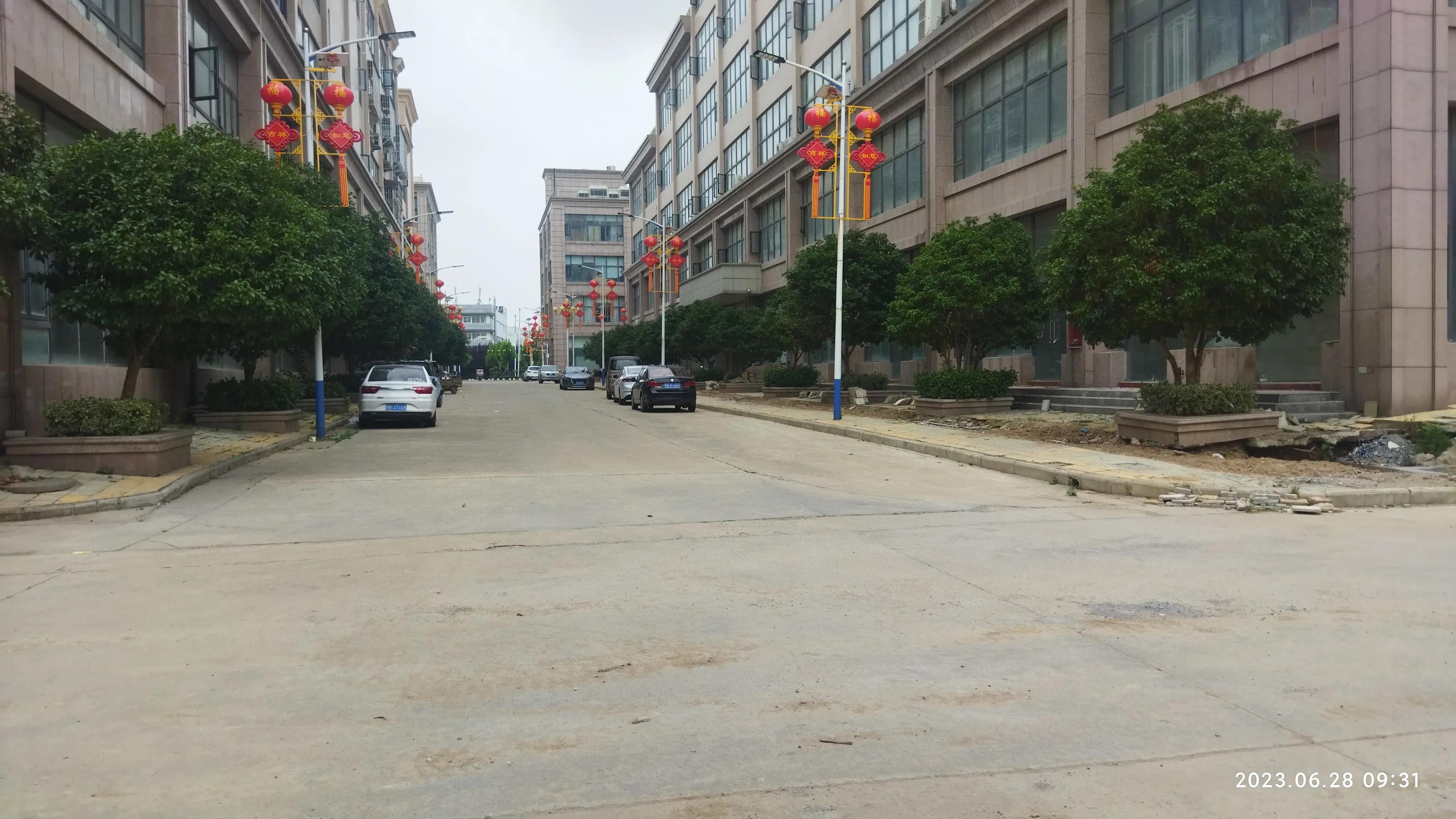 南阳卧龙龙升工业园,南阳龙升服装城