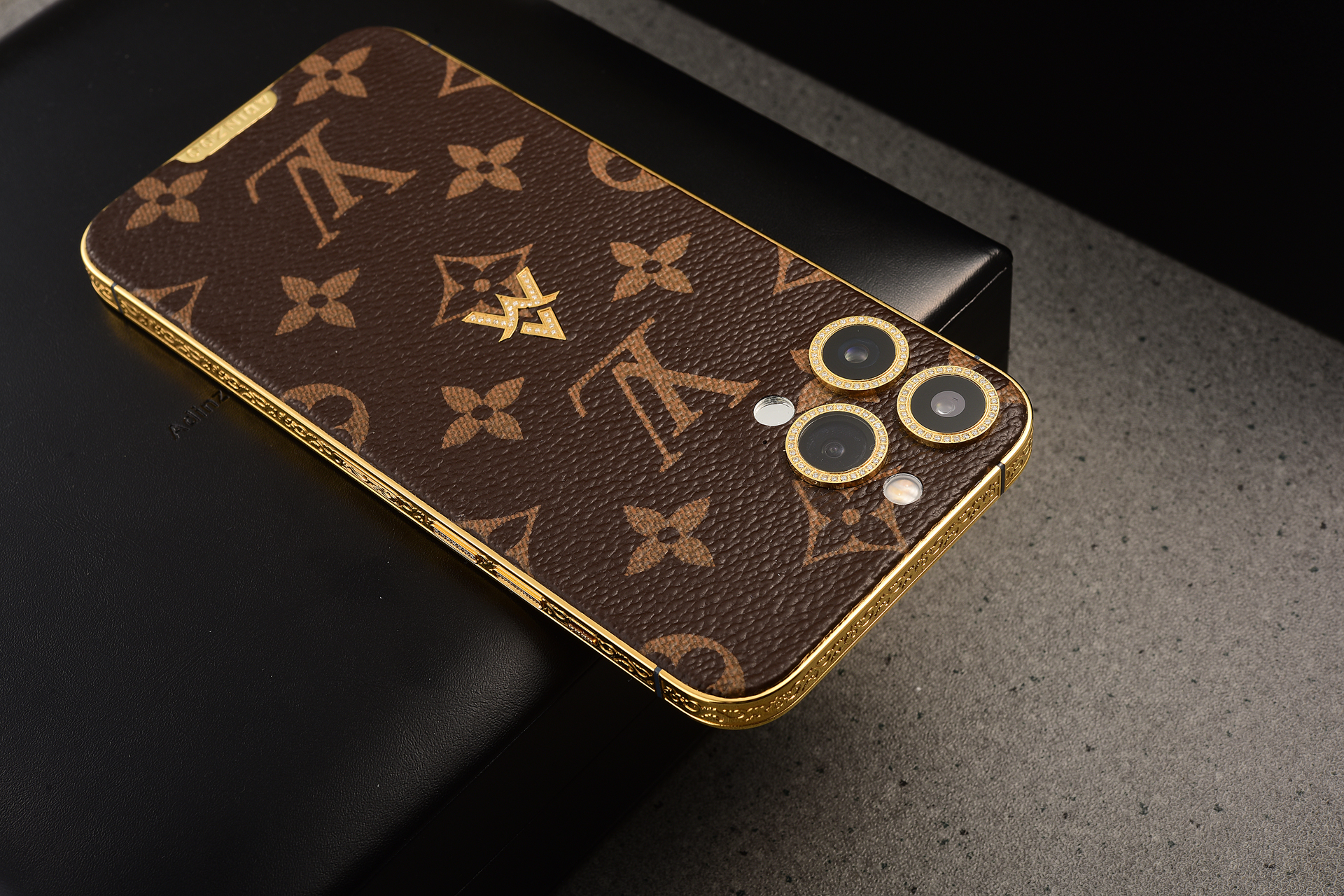 lv定制苹果,圣诞节男朋友送手机