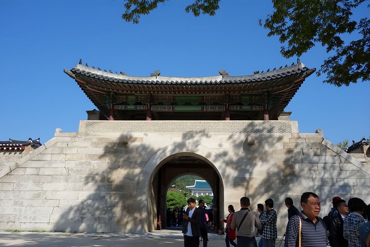 首尔景福宫游记,韩国景福宫和青瓦台在一起吗