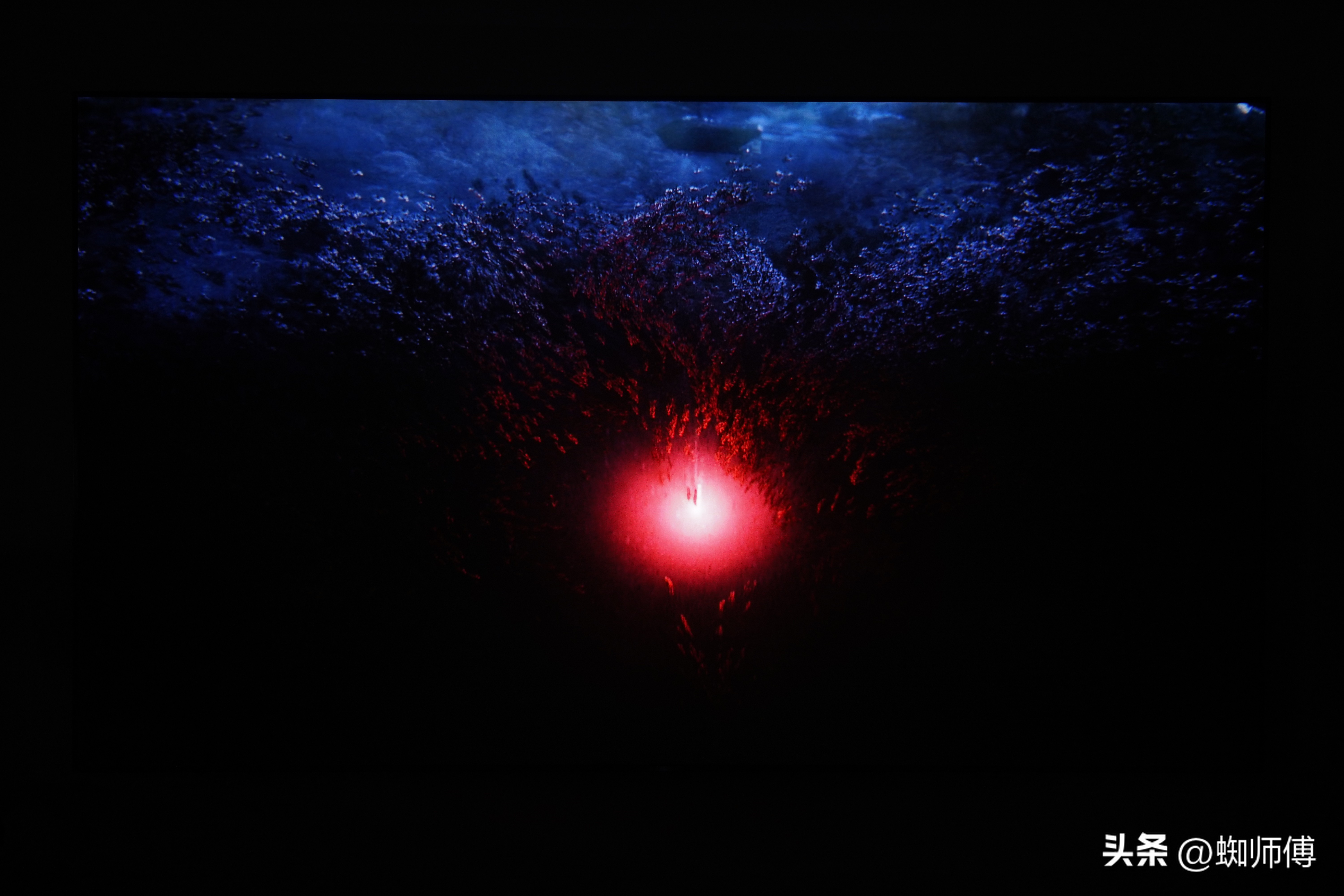 大屏幕护眼电视,海信激光电视80d9h80英寸测评