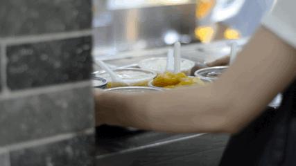 凭一部动漫突然火了，这座“世界美食之都”，你该知道了