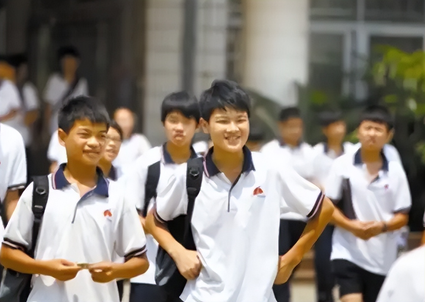 大学最好就业专业排名前十的专业,大学专业就业排名十大热门专业