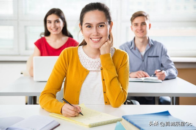 女生吃香的专业有哪些2023年,2023年环境科学专业就业前景