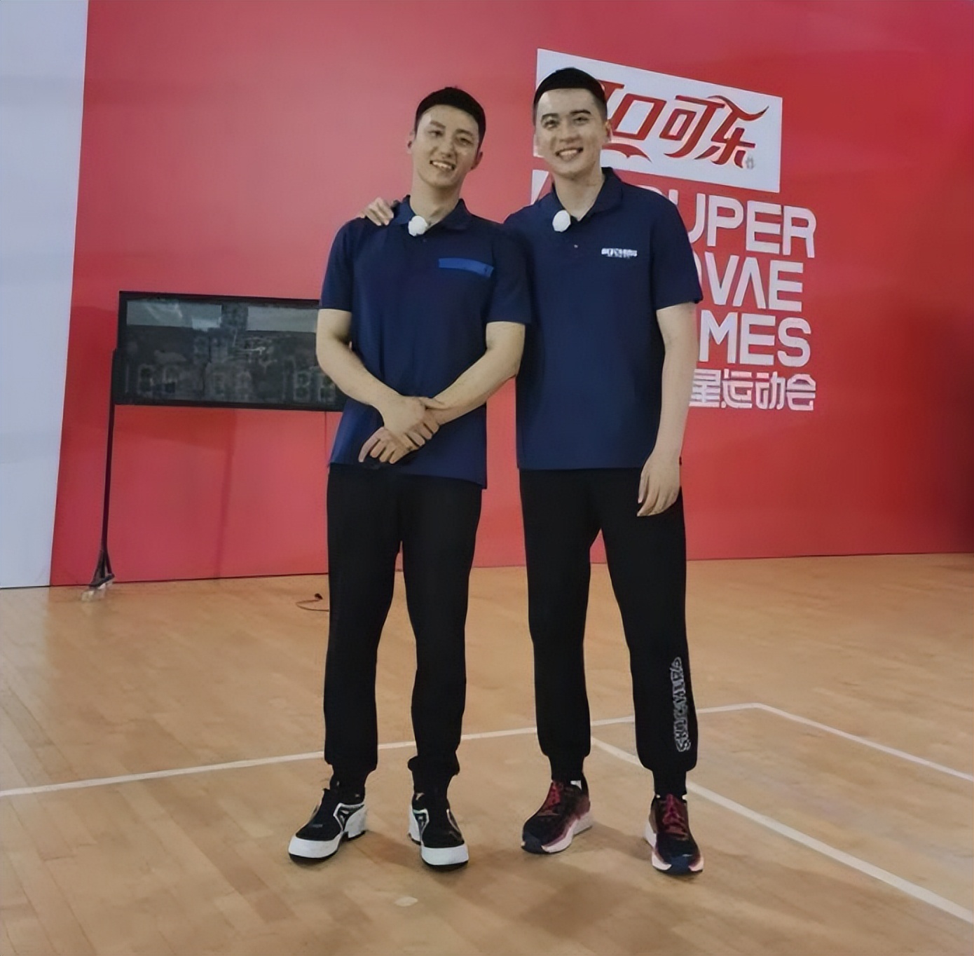 帅气篮球教练杨鸣,篮球帅教练杨鸣