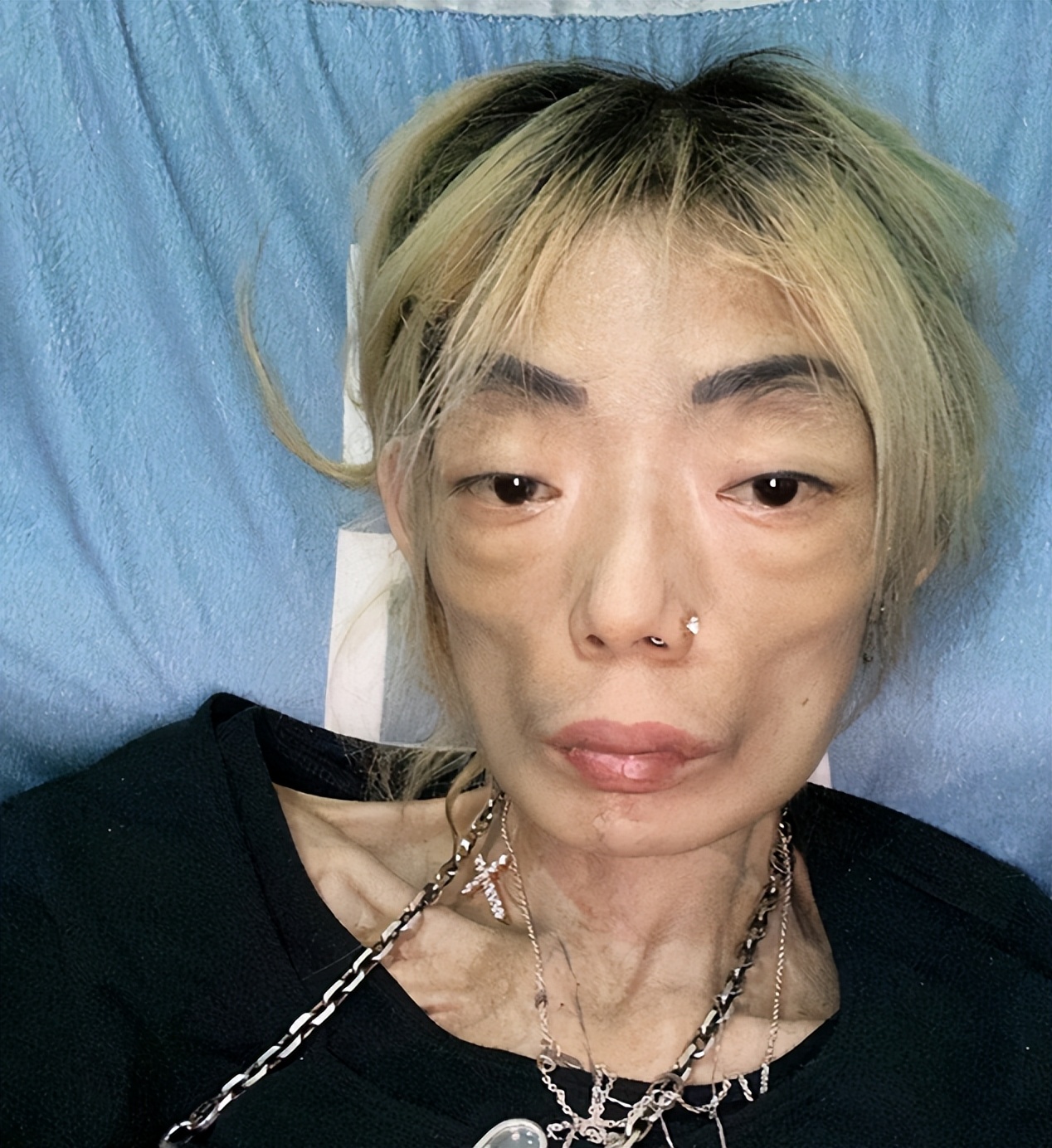 嫁入豪门瘦了只有44斤,伍智恒婚后生活