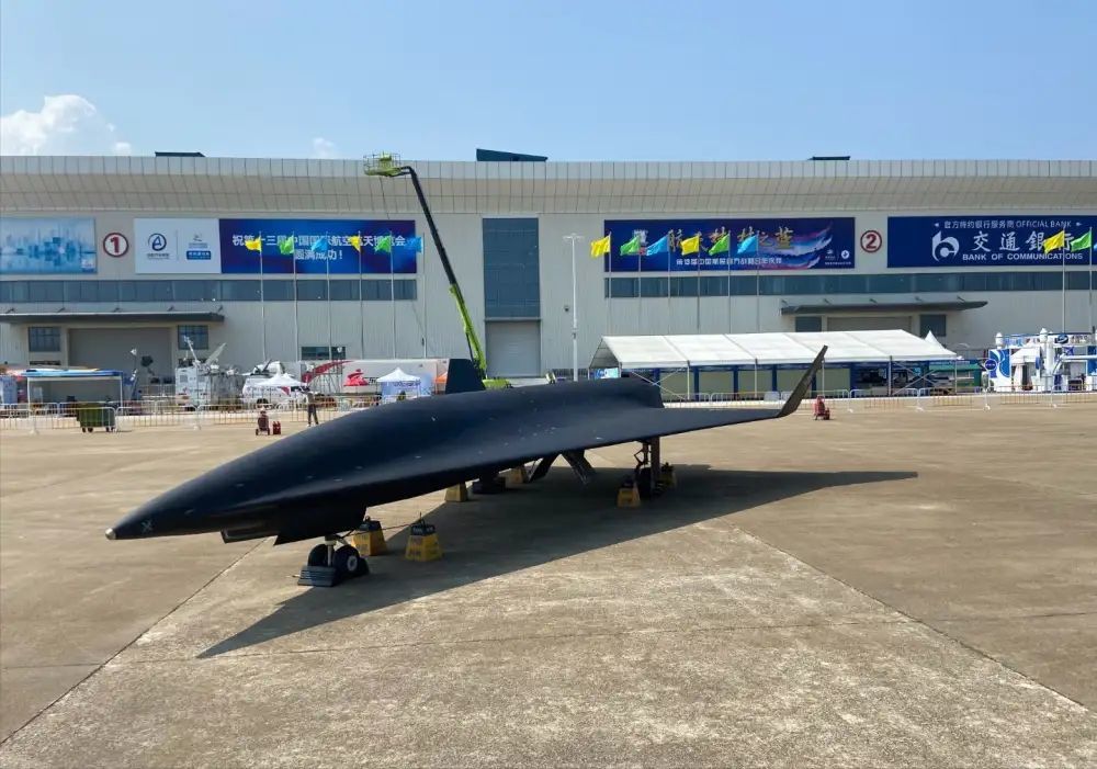 中国航展上的军用无人机,中国航展飞翼无人机