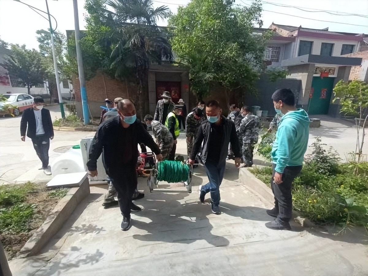 反应迅速勇于担当|西安这支退役军人突击队太给力，群众有事他们是真上啊！