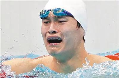 被自己毁掉的八位明星,被毁掉的运动员