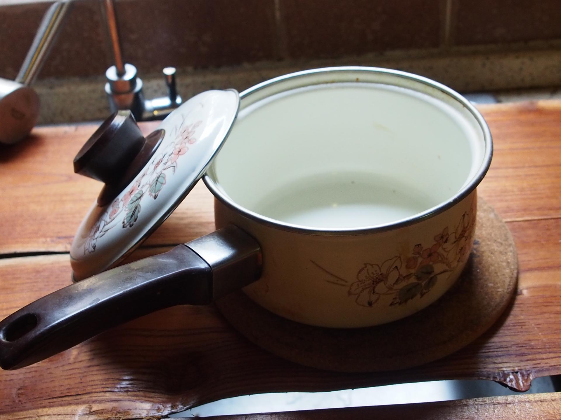 如何挑选一款好的珐琅锅,如何挑选一款性价比高的珐琅锅