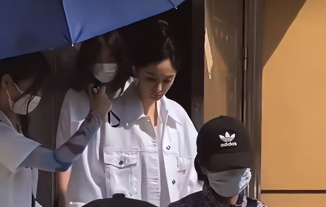 内娱报道杨幂,娱乐圈资本杨幂