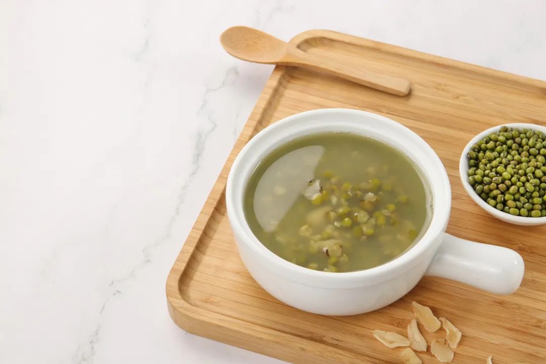 绿豆汤是红色比绿色的好,绿豆汤红色好还是绿色好