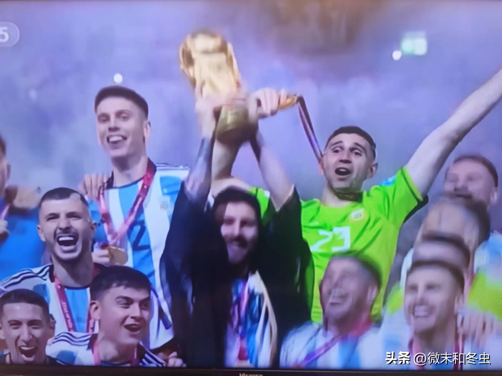 梅西赢了小罗,梅西决赛输了一只猫救了全场