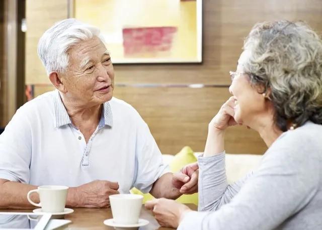 老人瘫痪无人照料最快解决办法,人到老年睡不好怎么办