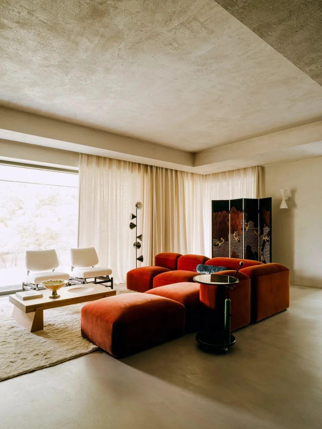 白色为主的客厅配什么颜色沙发图,客厅是白色的要选什么颜色的沙发