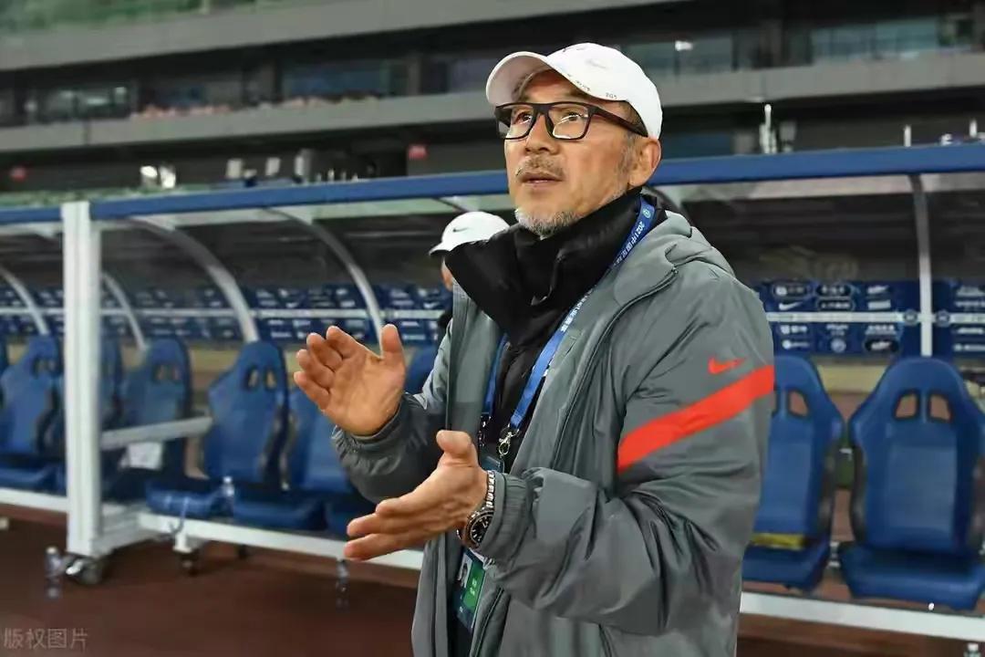 男足教练里皮评价男足,男足教练道歉