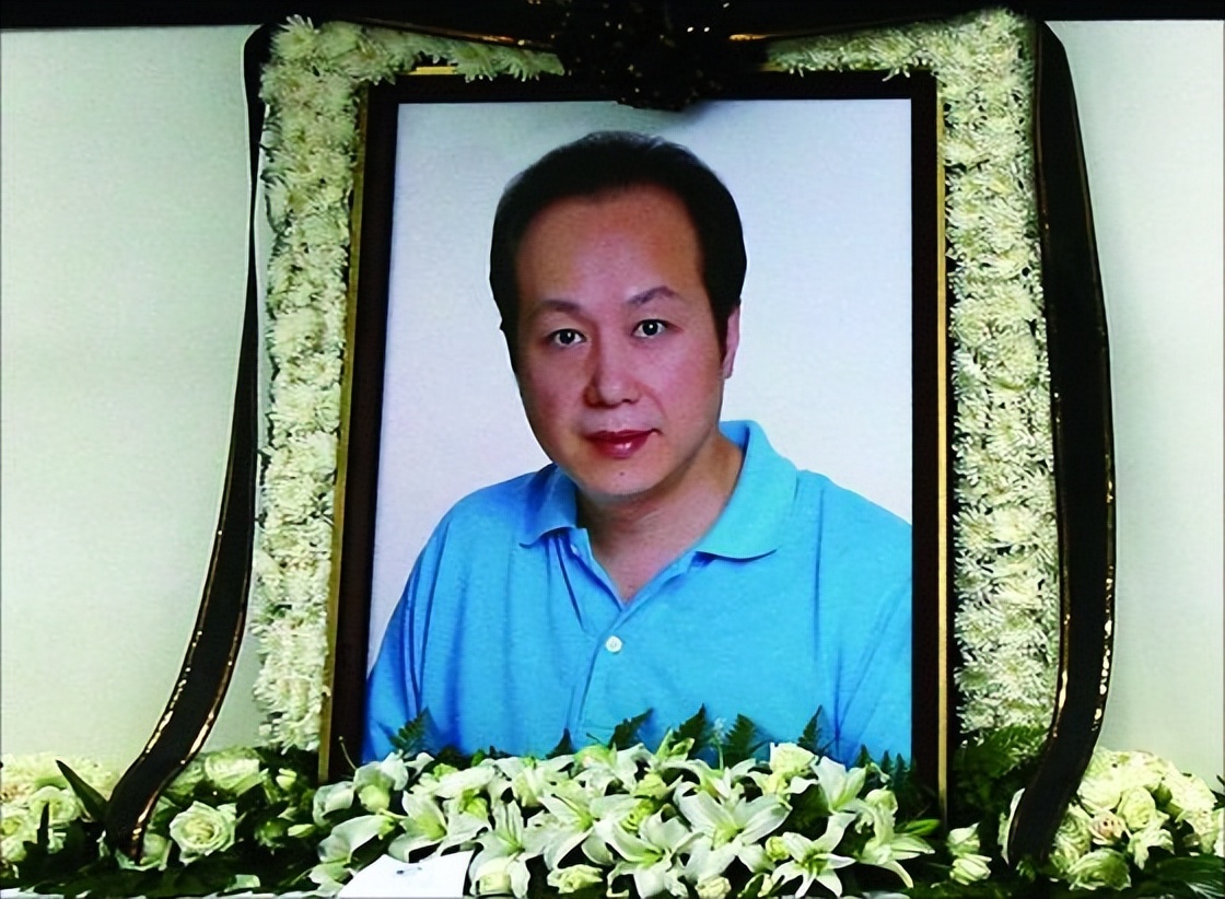 罗京封神播放什么新闻,罗京一战封神12页稿子是什么内容