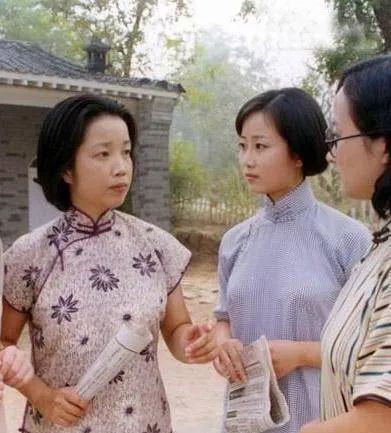 黄薇和蔡国庆是什么关系,黄薇蔡国庆