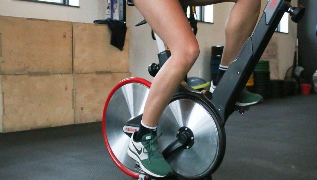 无器械超酷有氧运动教程,有氧训练减脂效果最好的器械