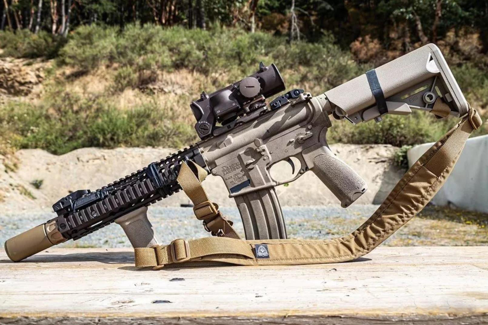 “北极狐”雇佣兵的20种轻*器武**，都是世界最顶尖的枪支